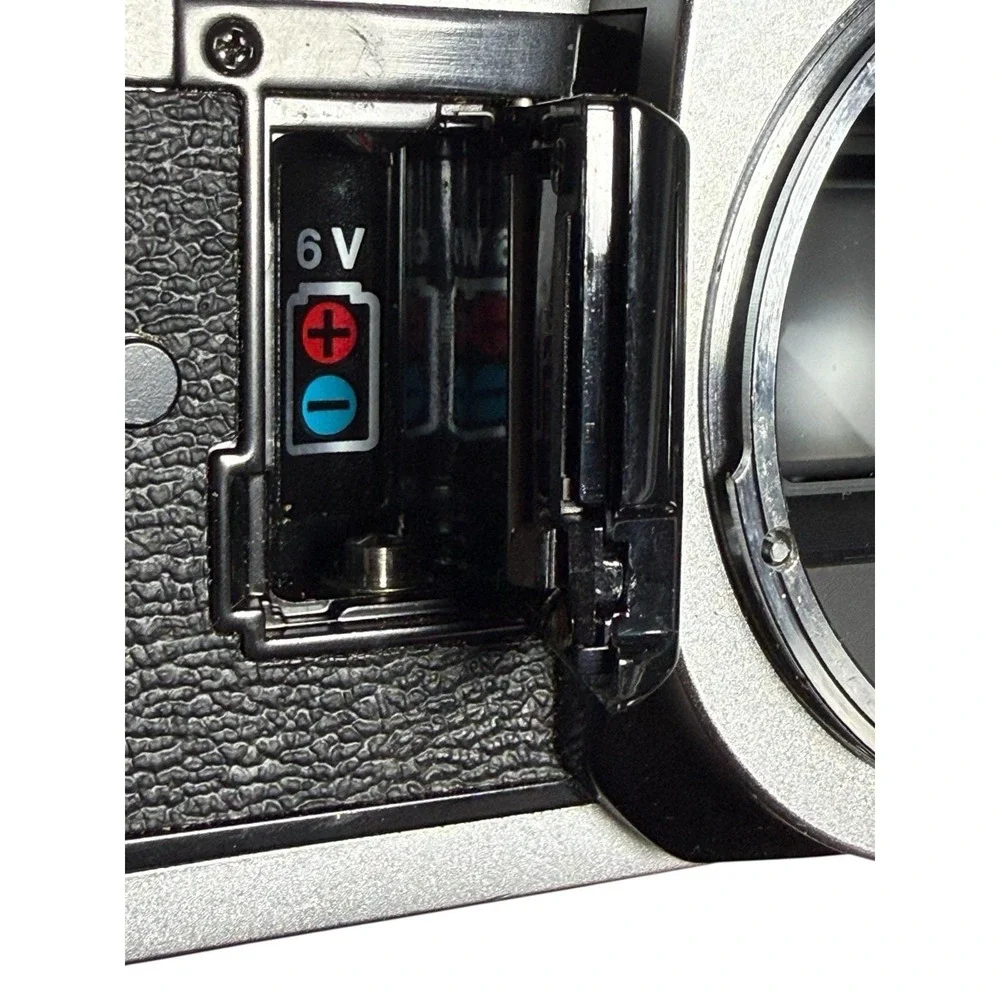 Canon AE-1 Program 35mm SLR Film Camera W/ Rokinon Auto Zoom 80-200mm Lense